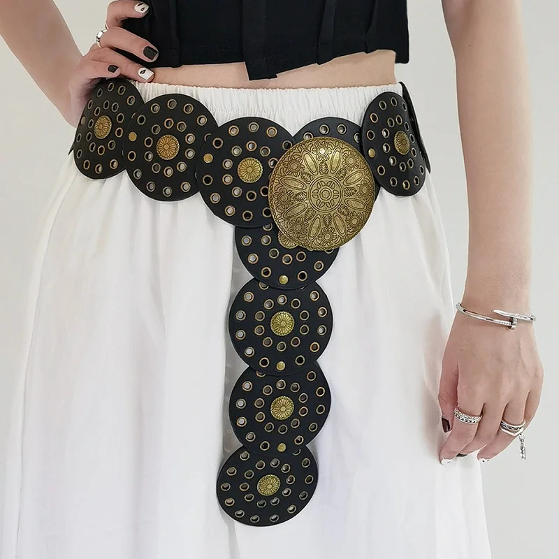 Womens Western Denim Belt High Quality Metal Hollow Ladies Trend Wide Waistband Vintage Personalized Round Belts DT148 241204