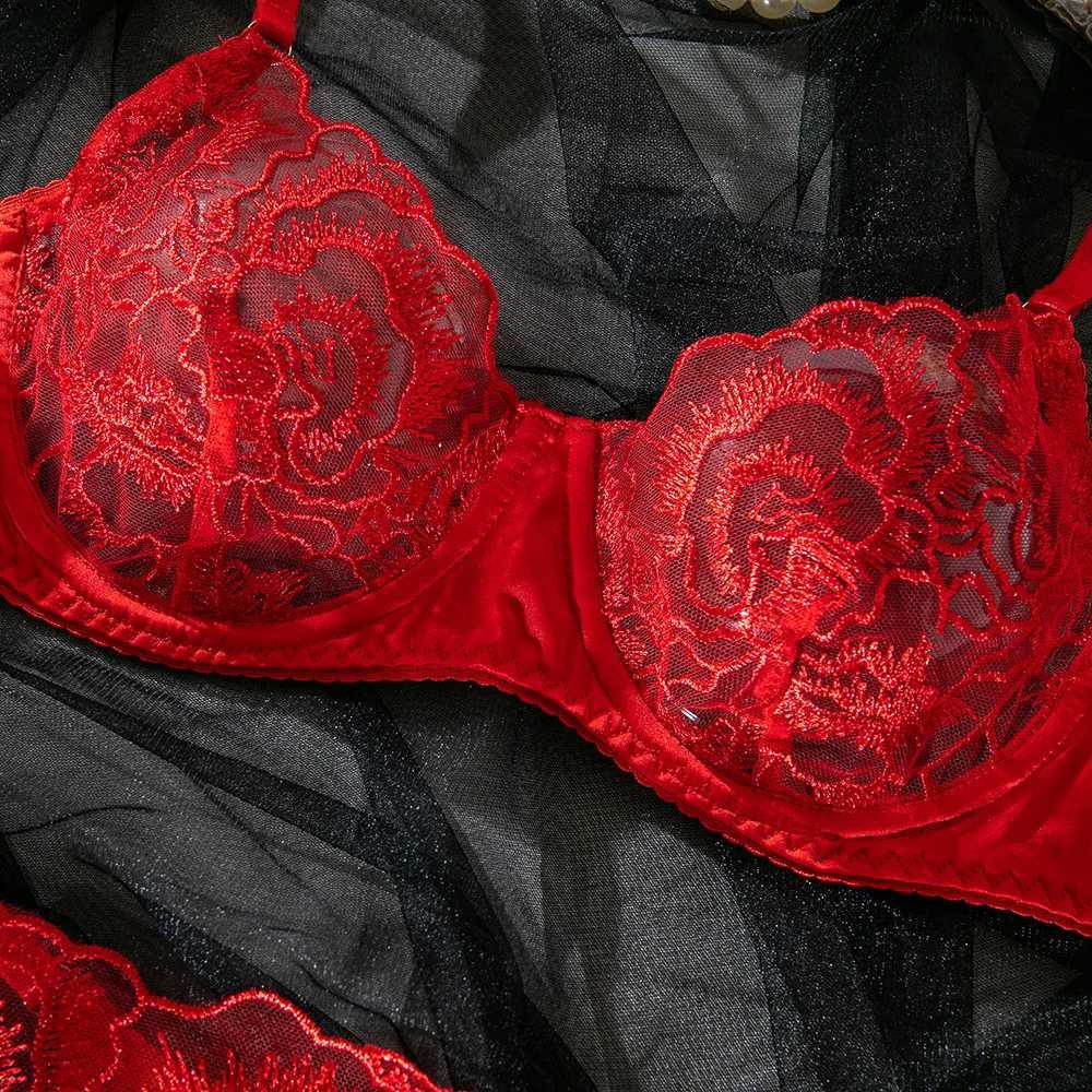 Embroidery Lingerie Set Women 2-Piece Bra + Panty Underwear Set Red Valentines Day IntimatesXJ241205