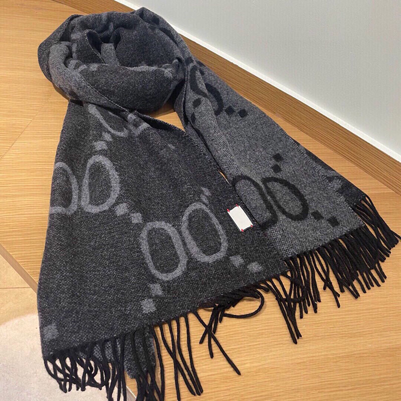 luxury designer scarf Large letters scarfs jacquard weave cashmere autumn and winter women warm men comfortable touch senior fashion
