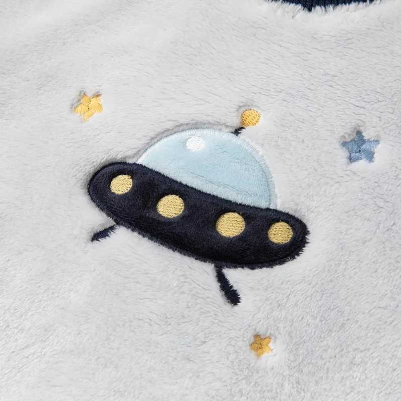 Pajamas DBX18957 dave bella winter baby boys fashion cartoon pajamas newborn baby boy underwear casual sleepwear 2 pcs suit H241205