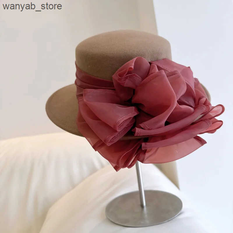 Cloches Womens wool Fedora winter womens Felt Cloche hat big bow French style blower womens party wedding derby church hat L240910