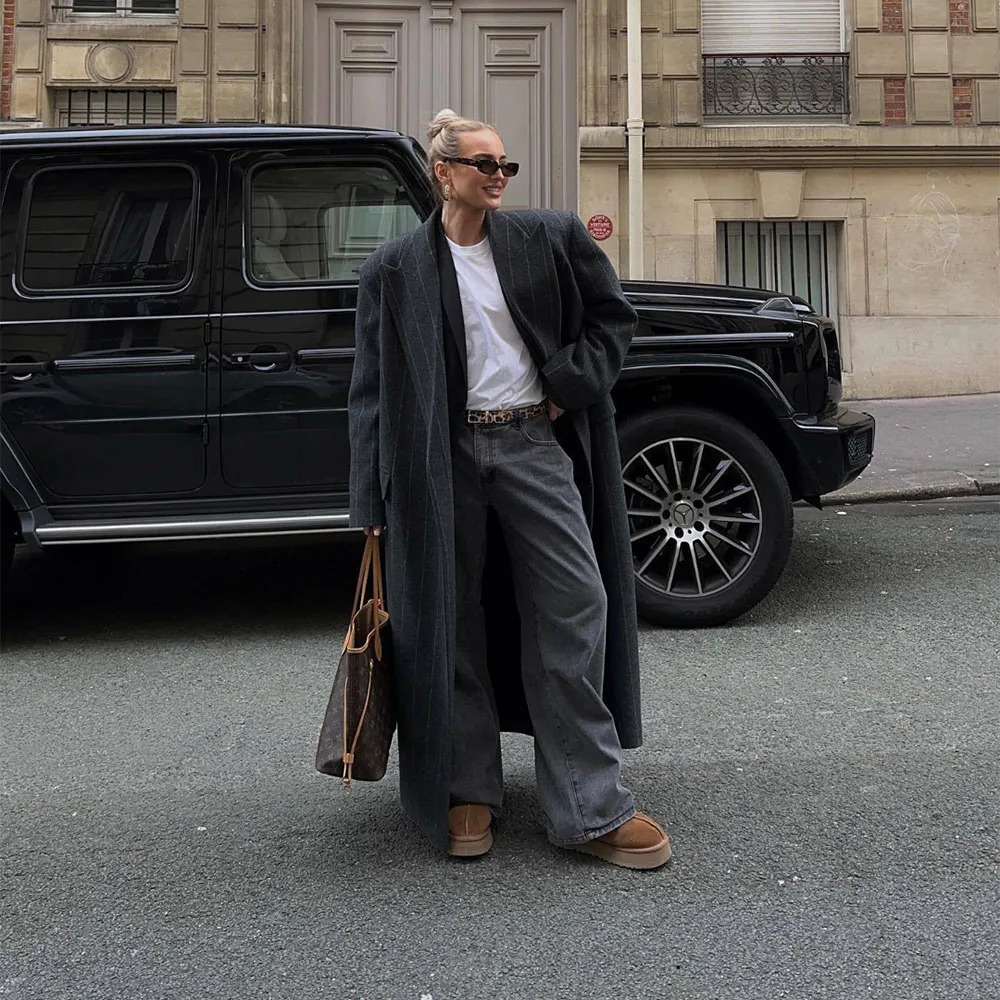 Autumn 2024 womens fashion leisure slim and versatile lapel pocket striped woolen long coat coat. 241204