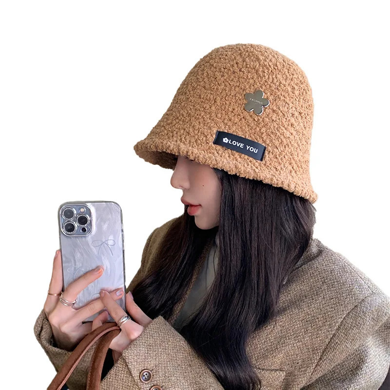 Autumn Winter Hat Metal Label Plush Fishermans Hat Warm Face Small Bucket Womens Outdoor Sports M513 241205