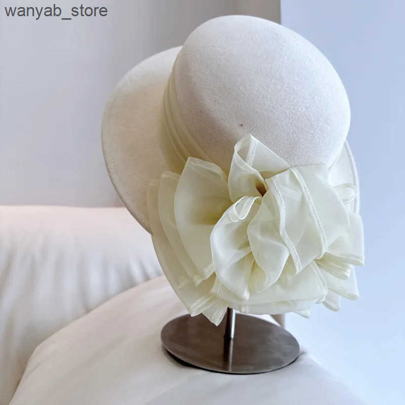 Cloches Womens wool Fedora winter womens Felt Cloche hat big bow French style blower womens party wedding derby church hat L240910