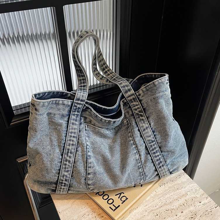 Street trend denim tote bag, women's new fashion, simple temperament, versatile shoulder bag, commuting handbag 241215