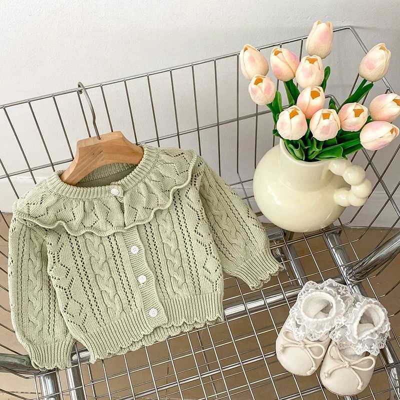 Baby newborn girl sweater cardigan wool sweater hollow flower pleated long sleeved girl top coat Korean girl dress autumn knitted jacket W241205