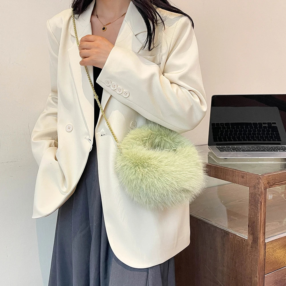 Artificial fox fur shoulder bag womens cross body bag pearl clutch wallet homeless bag work travel bag 241205