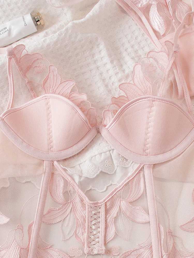 Stylish Pink Underwear Embroidered Floral Lingerie Set Two Piece Bra Sets Women Lagre Size Bodysuit with Briefs SuitXJ241205