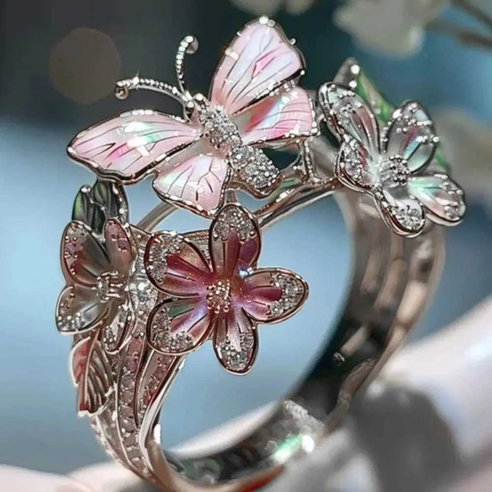 High quality butterfly ring with no fading process open ring retro ring gift finger decoration fashionable jewelry decoration W241205