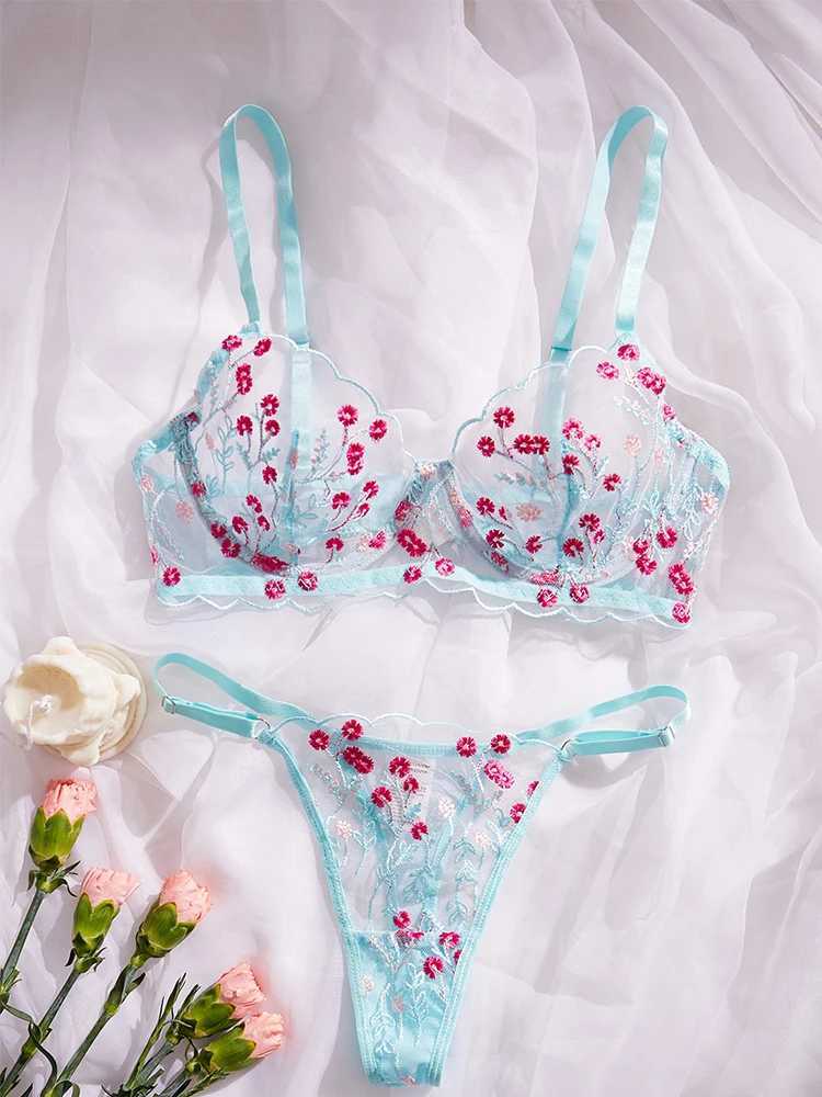 Sexy Lingerie Woman Fancy Embroidery Underwear Set Seamless Bra Babydoll Intimate Sexy Woman Mesh Underwear See Through LingerieXJ241205