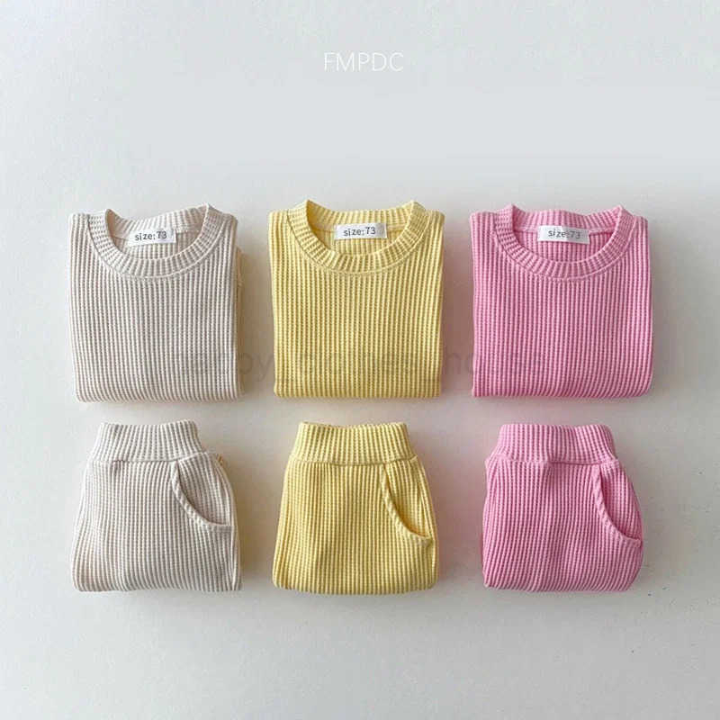 2024 Korea Toddler Baby Clothing Sets For Infant Baby Boys Clothes Set Mock Two-piece Waffle Cotton Sweatshirt+Pants 2pcs OutfitXJ241205