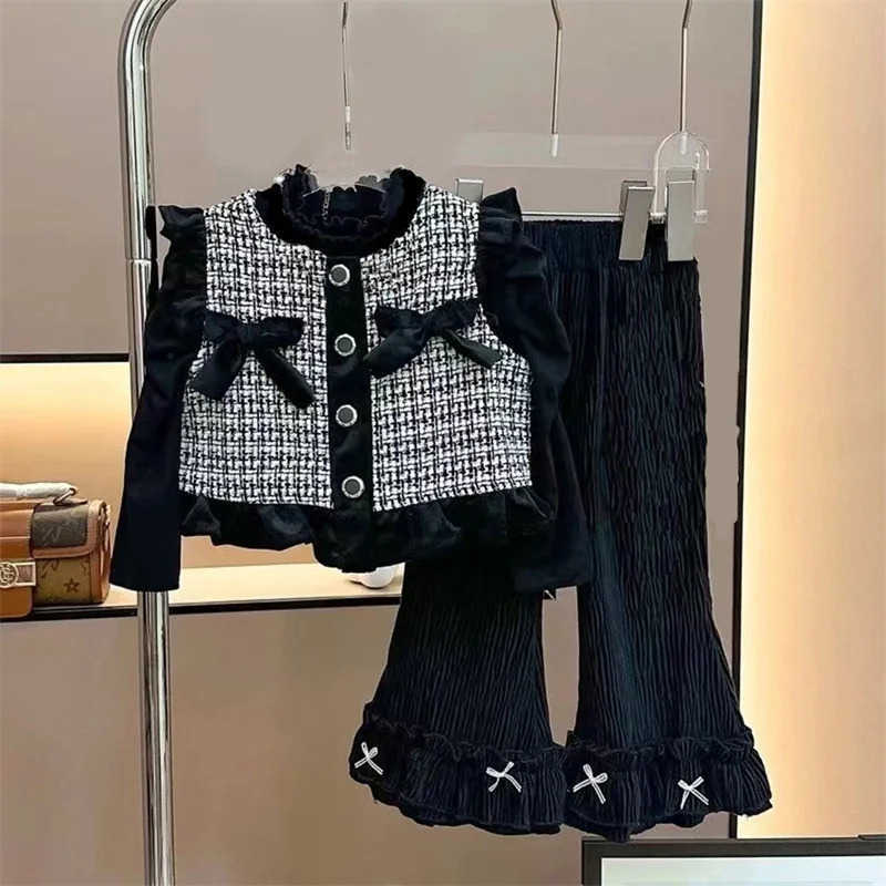 Girls Clothing Sets Baby Tops Flared Pants 3 Pieces Tide Autumn Childrens Warm Suit New Spring Sweet Casual Sets 12M-5 YearsXJ241205