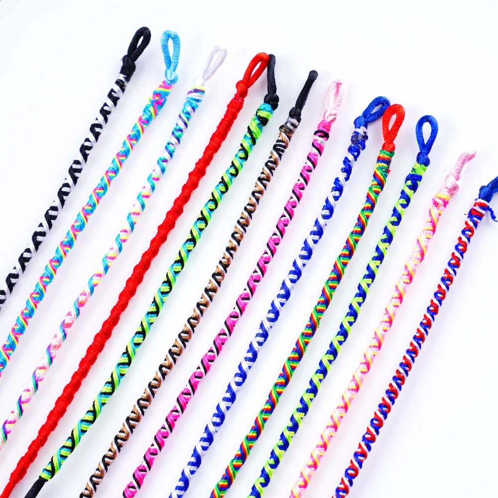 1020PcsSet Bohemian Woven Handmade Rope Ethnic Adjustable Mixed Friendship Bracelet For Men Women Tassel Wristband 241122
