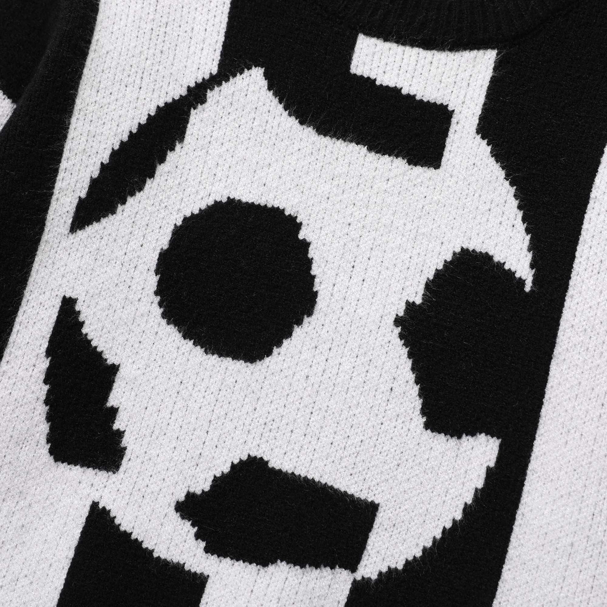 Soft and comfortable knitted sweater with football pattern and sports stripes for young children and boys suitable for outdoor and daily wear W241205