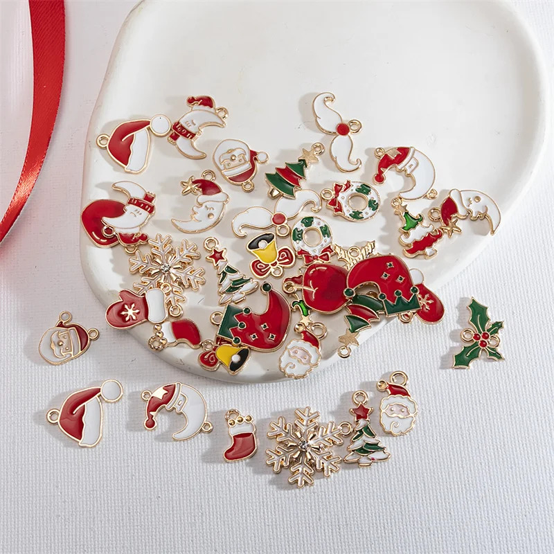 Randomly 20PCS Mixed Style Enamel Christmas Charms Snowman Santa Tree Reindeer Pendant For DIY Jewelry Accessories 241122