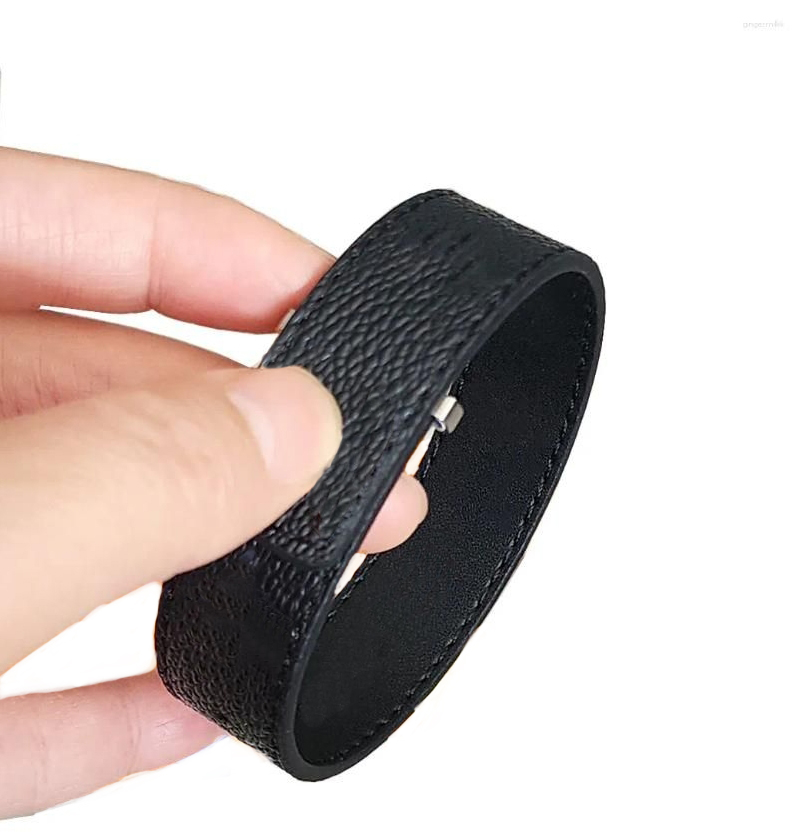 Bracelets Luxury Bangle Men's And Women's Genuine Leather Punk Hip-hop Jewelry Titanium Steel Gift Box Packaging Christmas Gifts