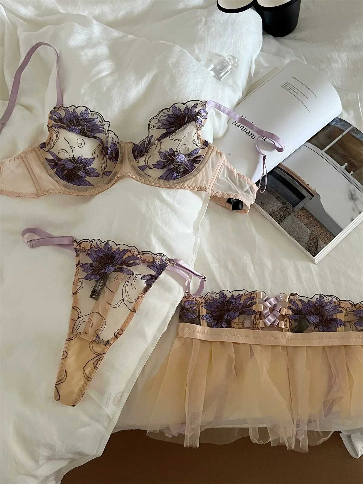 Embroidery thin of large breasts underwear sexy lace adjustment lingerie gathered hollow underwire womens braXJ241205