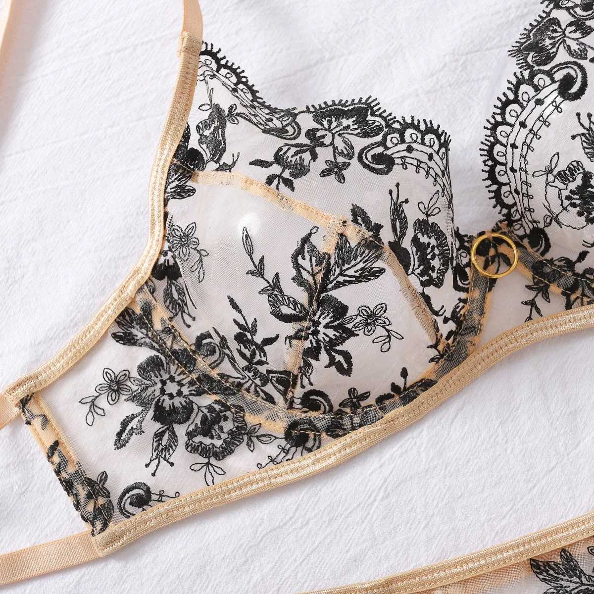 Bra + Panties + Garter +Thigh Circumference Ultrathin Transparent Women Sexy Underwear Lace Embroidery Push Up Lingerie SetsXJ241205