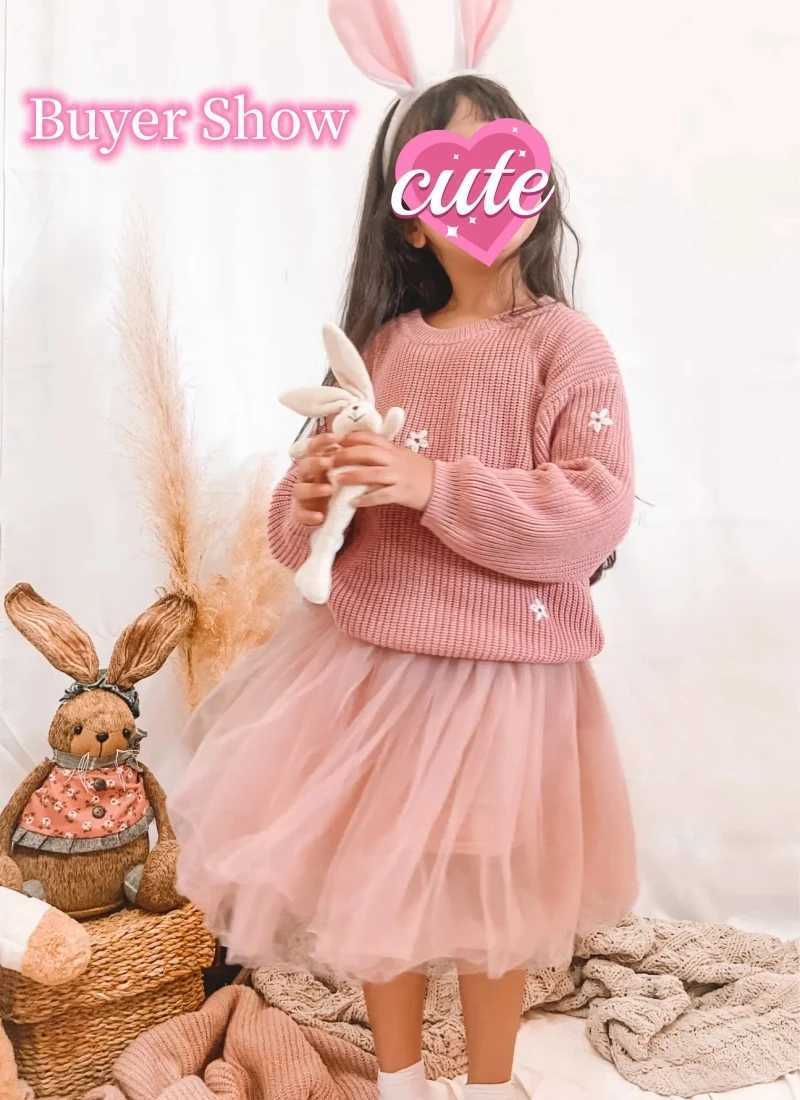 Winter and Autumn New Baby Boys and Girls Sweater Long Sleeve Cute Flower Knitted Dress Newborn Knitted Top W241205