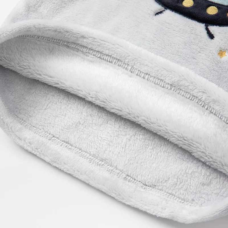 Pajamas DBX18957 dave bella winter baby boys fashion cartoon pajamas newborn baby boy underwear casual sleepwear 2 pcs suit H241205