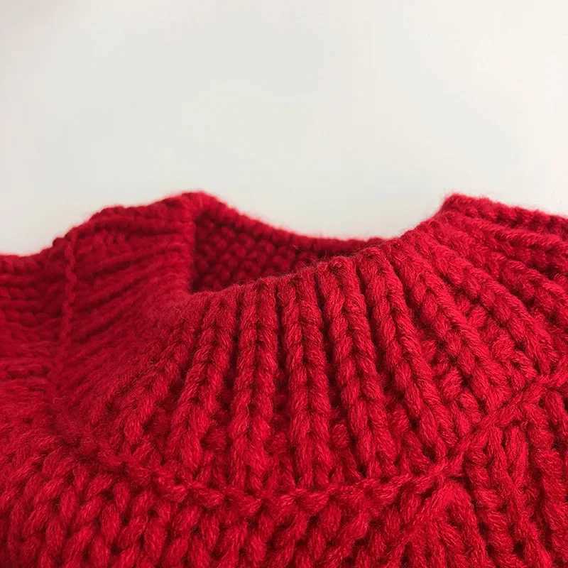 Baby Red Knitted Loose Sweater Childrens Boys and Girls New Years Top Childrens Thick Winter Knitted Soft Long Sleeve Baby Pulling Flower W241205