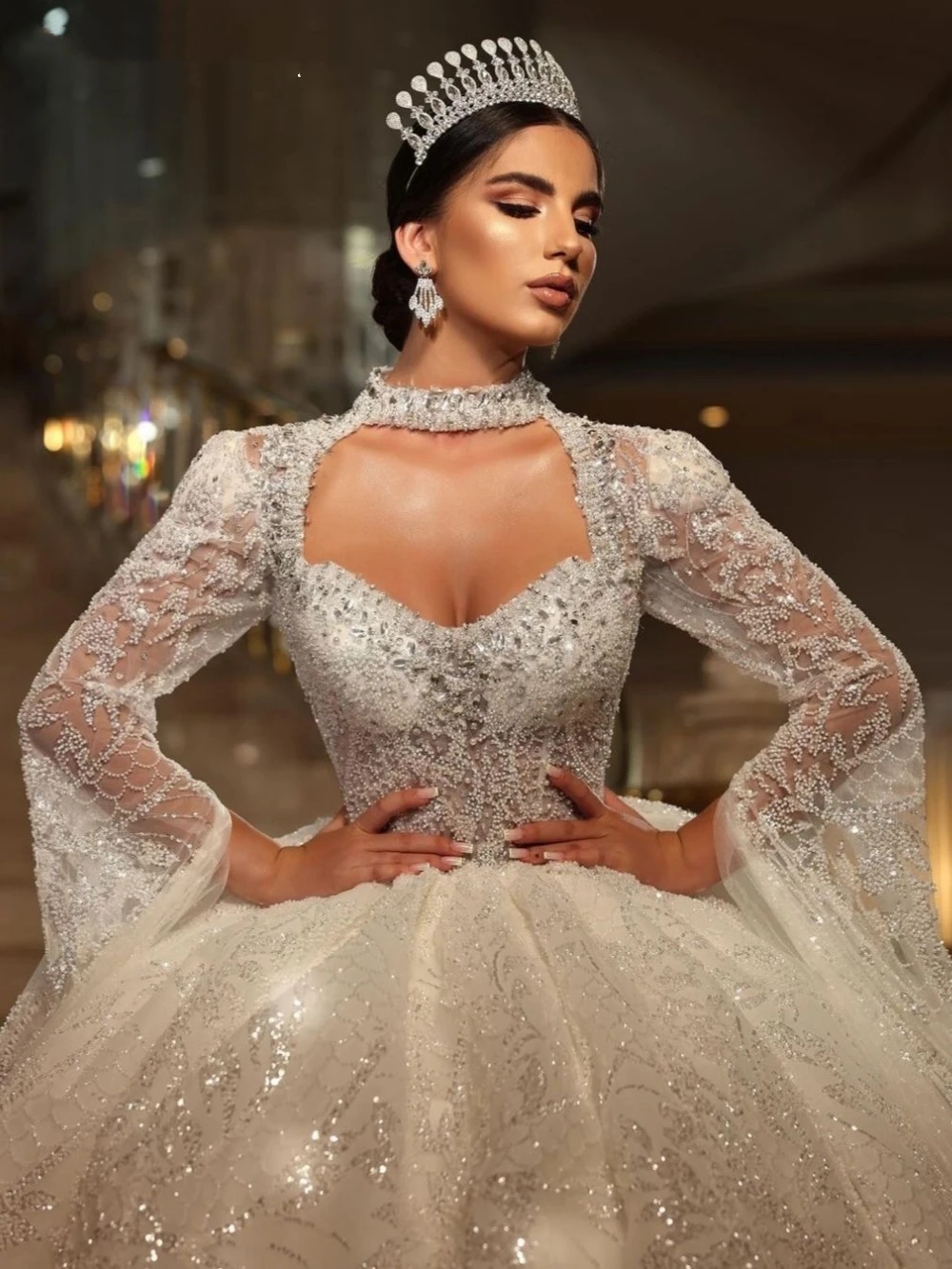 Shiny Pearls Beads Wedding Dress Sequined Rhies Bridal Gown Modest Long Sleeves Ball Gowns Customized Dresses vestidos de novia
