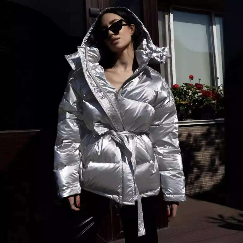 Hooded women's sports outdoor glossy bread European American autumn and winter cotton jacket, 2024 new casual versatile fashion clothing