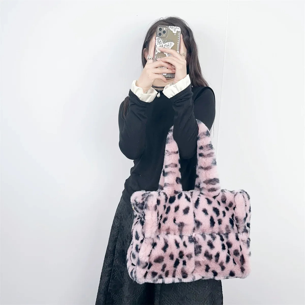 Leopard Print Womens Soft Plush Cross Bag Large Capacity Womens Fur Shoulder Bag Fashion Artificial Fur Womens Handbag 241205