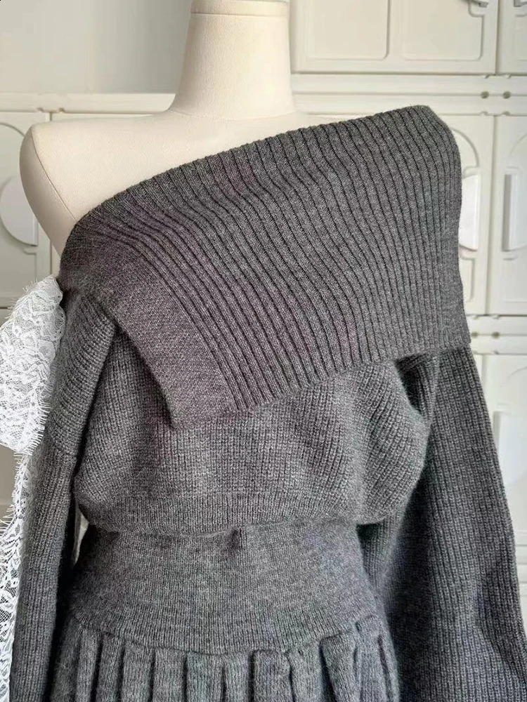 Autumn and winter womens retro knitted dress Korean mini shoulder pleated frog ballet core long sleeved one-piece 2000s style 241205