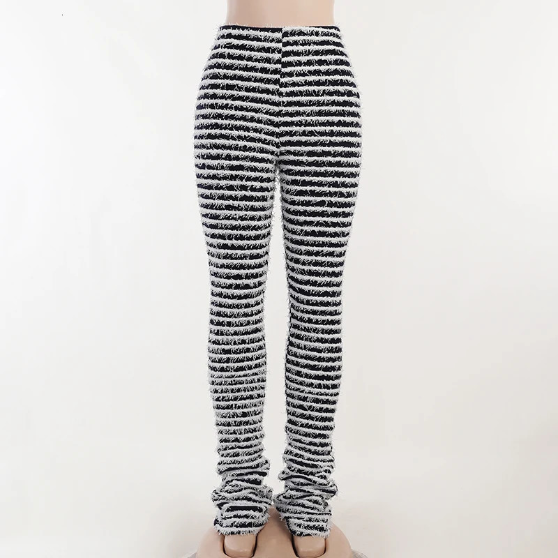 Black and White Striped Knitted Stacked Pants Women Bottoms Streetwear Extra Long High Waist Flare Pants YY22342DG 241204