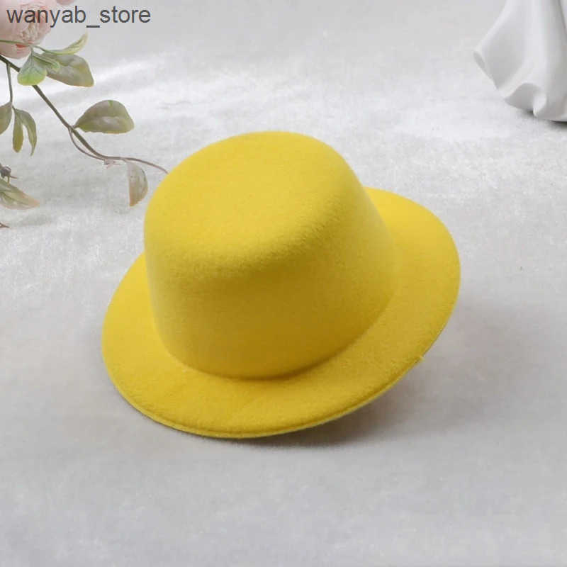 Cloches Solid color trend womens charming hat bottom French womens charming hat Banquets Versatility hat bottom L240910