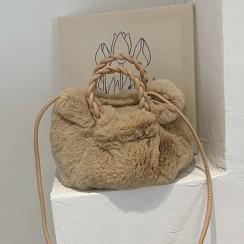 Plush Bag Winter Womens Fashion Handbag Cloud Artificial Fur Wallet Fashion Casual Womens Shoulder Bag Fluffy Bag 241205