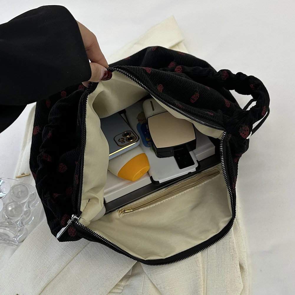 Strawberry Printed Shoulder Bag Women Cute Pleated Corduroy Cross Body Messenger Large Capacity Female Travel Casual 241204