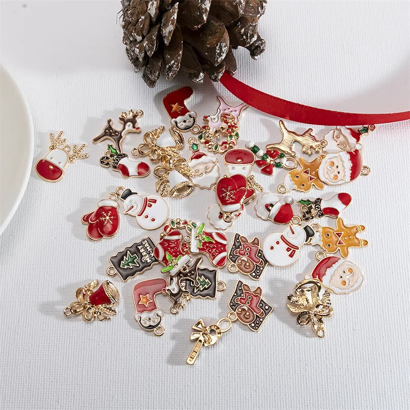 Randomly 20PCS Mixed Style Enamel Christmas Charms Snowman Santa Tree Reindeer Pendant For DIY Jewelry Accessories 241122