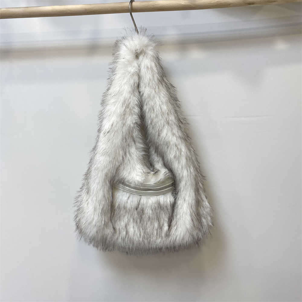 High end plush personalized autumn and winter casual fluffy soft fur bag women, large capacity underarm shoulder bag 241215