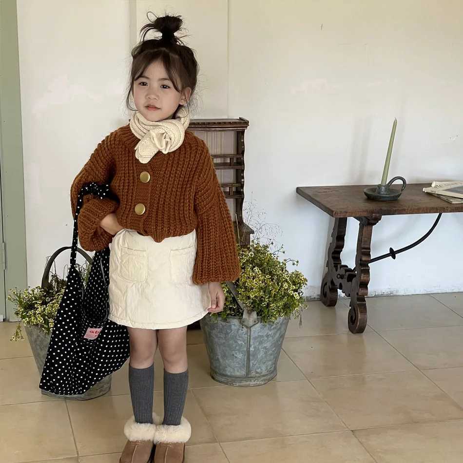 2023 Winter New Childrens Clothing Girls Knitted Sweater Metal Button Open Woolen Sweater Childrens Lantern Sweater Trend W241205