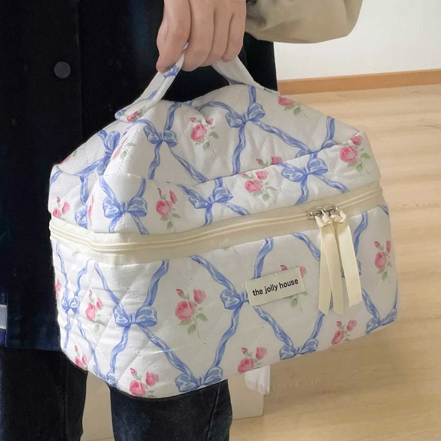 Cute Bow Flower Quilting Cott Makeup Bag Women Zipper Cosmetic Organizer Female Cloth Handbag Portable Toiletry Case for GirlsXJ241206