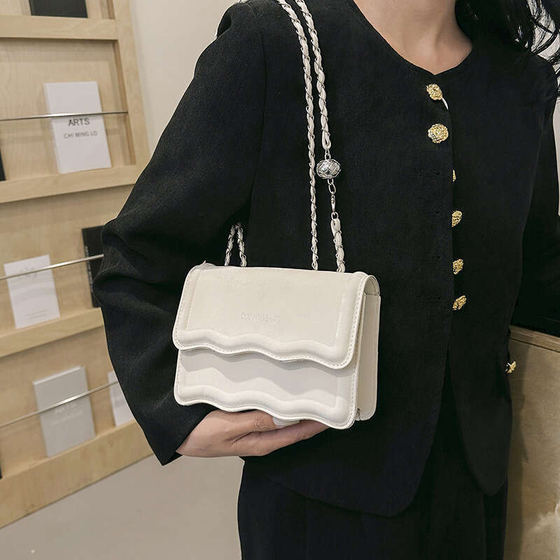 Wholesale Popular Versatile High-End Small Square Bag For Women's Spring New Fashion Chain Single Shoulder Crossbody Bag, Fashionable Quality Cla