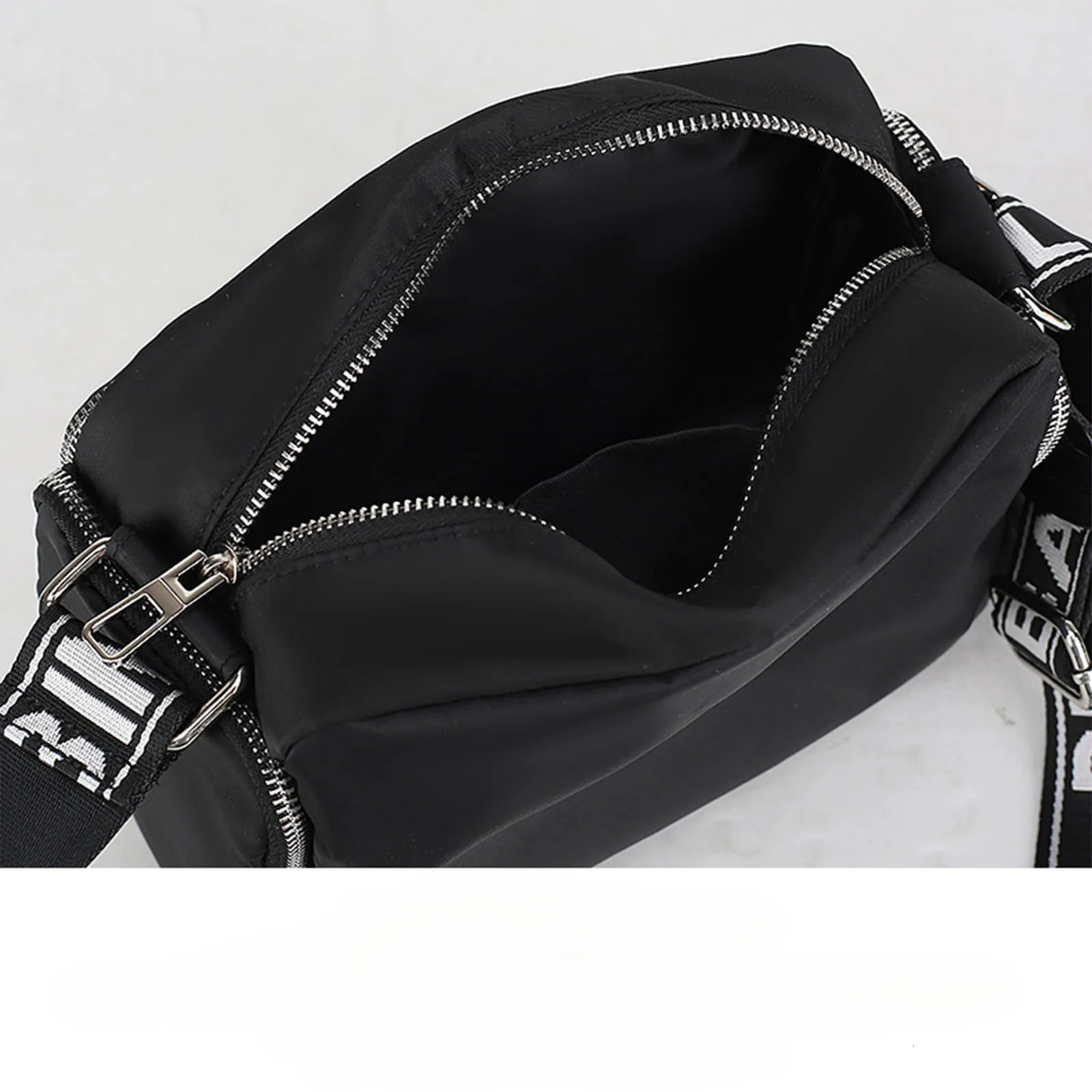 Fashion Handbag Women Single Shoulder Casual Crossbody For Travel Ladies Messenger Tote Bags Polyester Casual Style