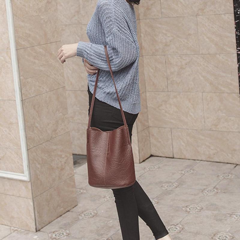 Hot Sale Handbags Fashion Women Shoulder Crossbody Bag PU Leather Bucket Totes Shopping Handbag For Hiking And Travel