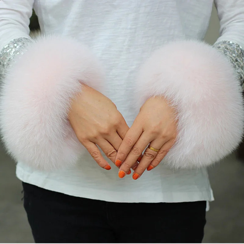 Fox fur cuffs womens arms warm womens bracelets natural fur wristbands raccoon fur cuffs thick womens wristbands sleeves 241206