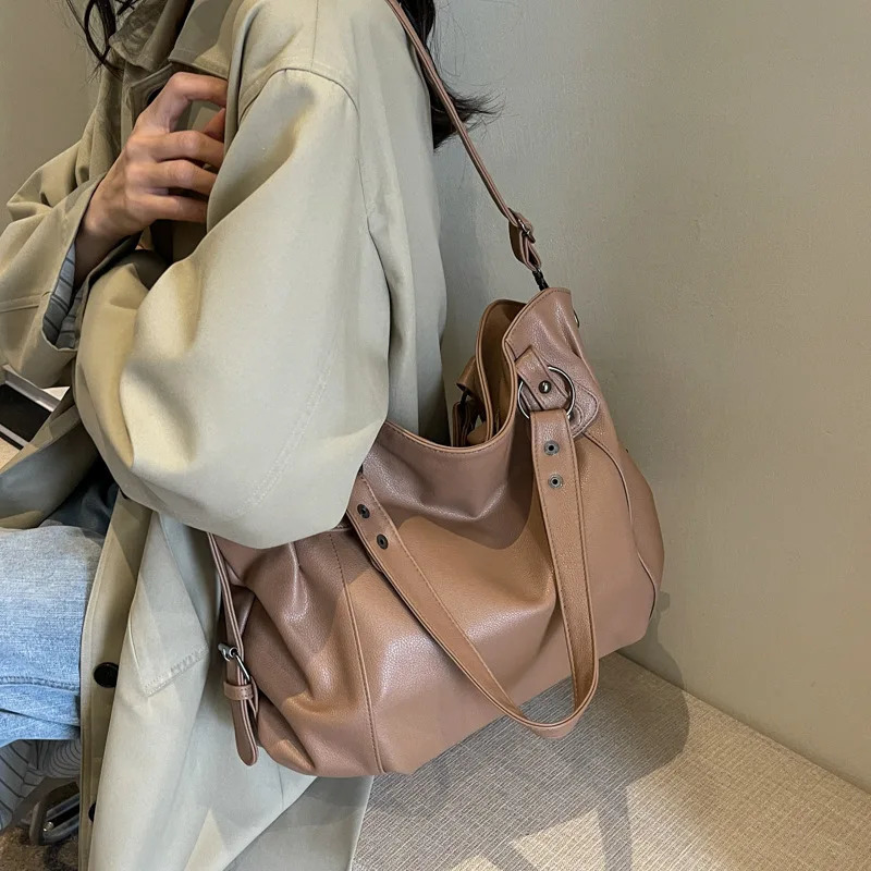 Ladies Large Capacity Handbag Pu Leather Womens Retro Tote Bag Korean Fashion Shoulder Bag Winter White Zipper Handbag 241206