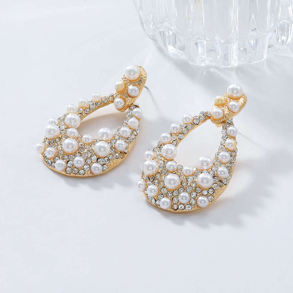Advanced Design Full Dia Pearl Hollow Water Drop for Women's Fashion Geometric Earrings