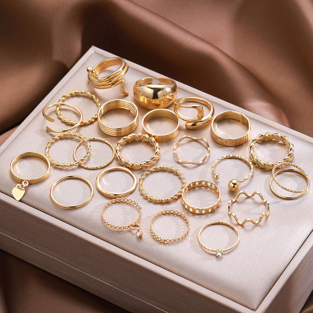 New Style Snake Fried Dough Twists Geometric Ring Set 24 Piece Women's Fashion Premium Necklace Handwear