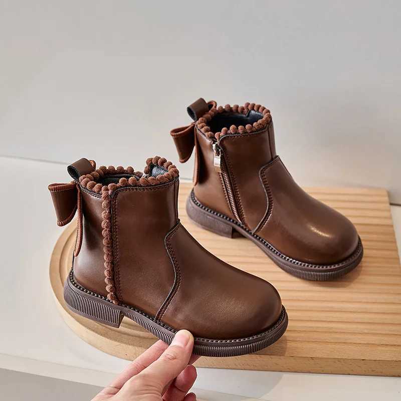 Girls Leather Boots Anti Slip Waterproof Side Zipper Winter Flat Heel Low Cut Microfiber Girls Fashion Boots Zapatillas MujerXJ241206