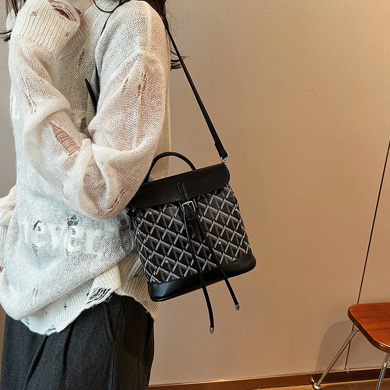 Three in one new hot selling women s designer high quality simple and fashionable trend backpack with large capacity anti gravity designer leisure sho