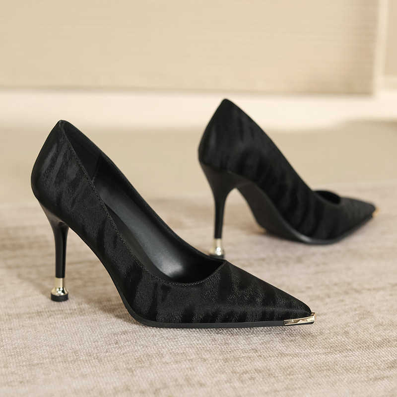 new thin heel pointed PU solid color high heels for womens work shoes widened and enlarged size for women iron toe metal anti kick