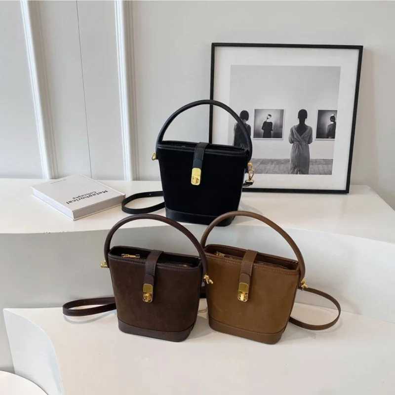 Frosted Bucket Bag Crossbody Bags for Wen Purse and Handbag Wen Shoder Bags Designer Bag Shopping Bag Bolso Z250318