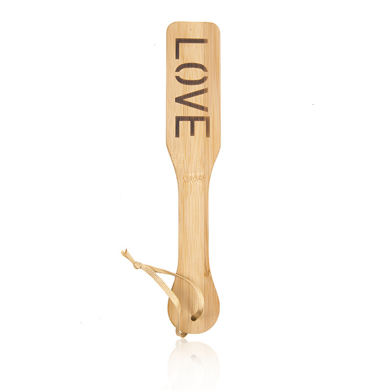 Foreign trade manufacturer SM adult products in stock heart-shaped hand clapper, easy to carry, spanking long strip LOVE bamboo clapper