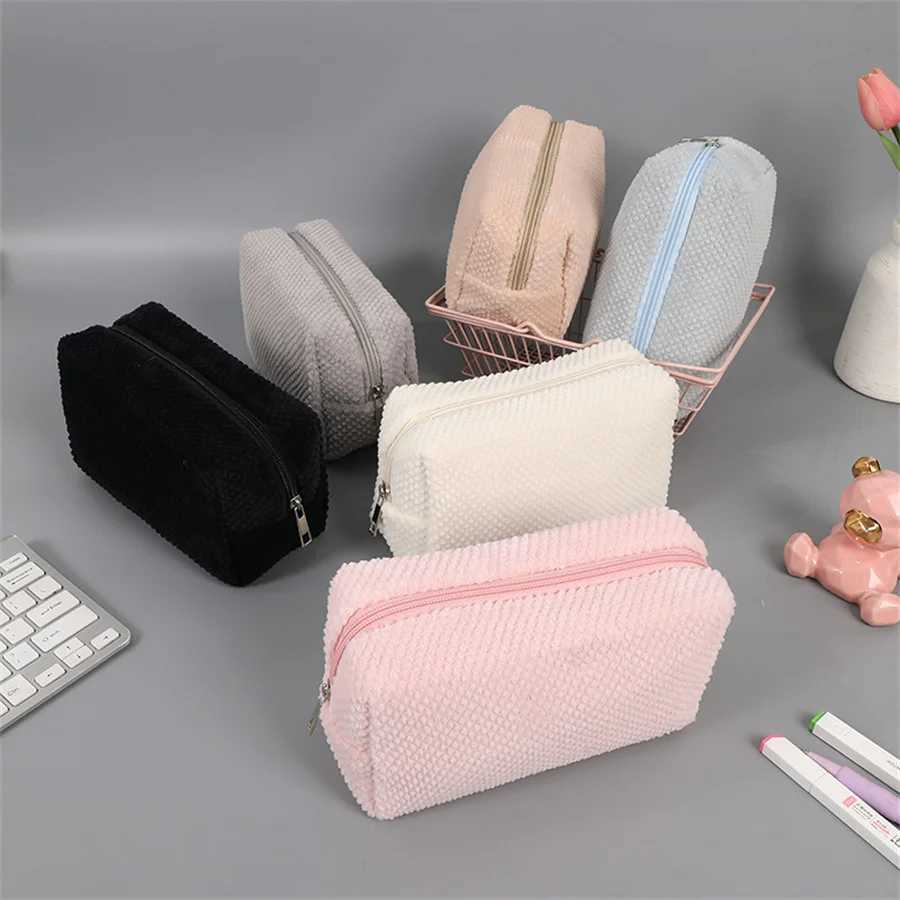 Solid Plush Cosmetic Lipstick Storage Bag Pencil Case Women Girls Makeup Handbags Travel Organizer Pouch Pen Bags Toiletry KitXJ241206